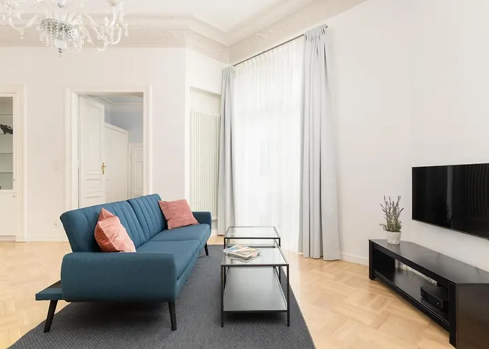 Marszalkowska 58 - Classy Two Bedroom Apartment With Balcony By Noclegi Renters